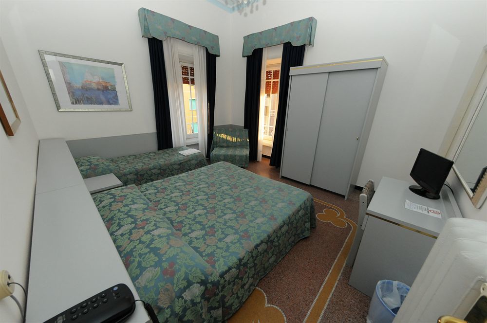 Hotel Doria Chiavari Ngoại thất bức ảnh